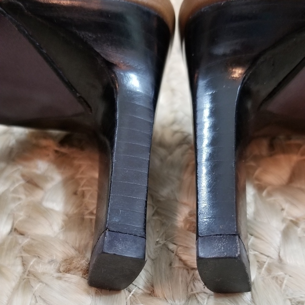 Bruno Magli Tan Slingback Heels - Picture 6 of 8